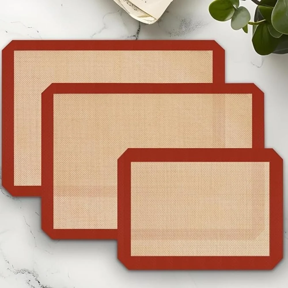 Set of 3 Rectangular Silicone Baking Mats in Beige with Red Border